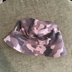 Lululemon Reversible Bucket Hat